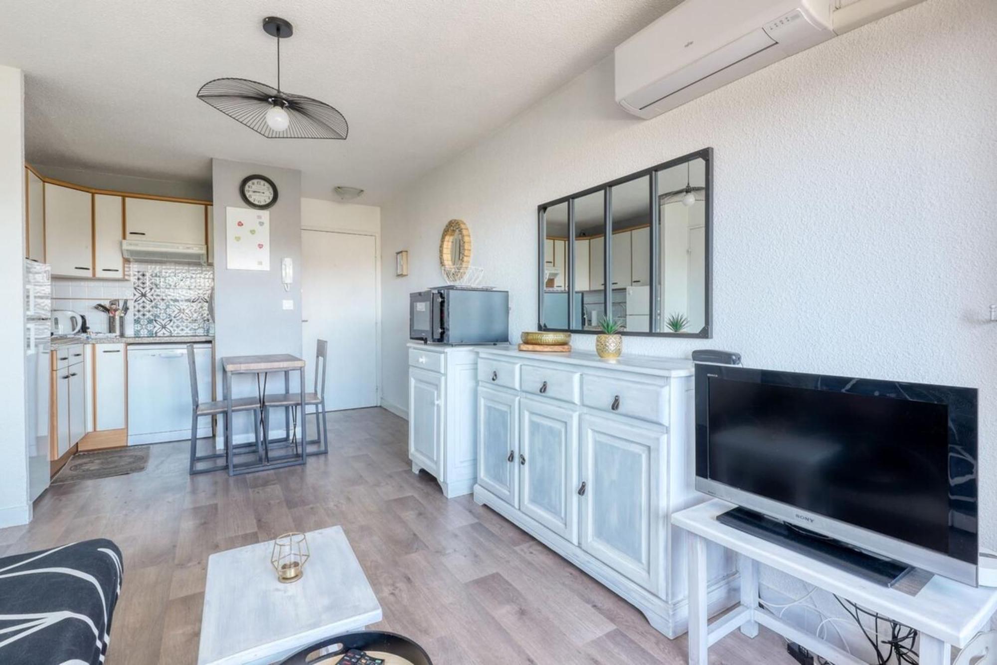 T2 600 M From The Beach! Air-Conditioned Le Lavandou Exterior foto